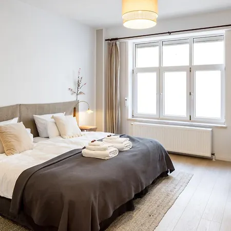 Large And Boutique 5-bedroom *