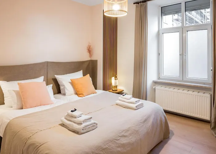 Large And Boutique 5-bedroom *