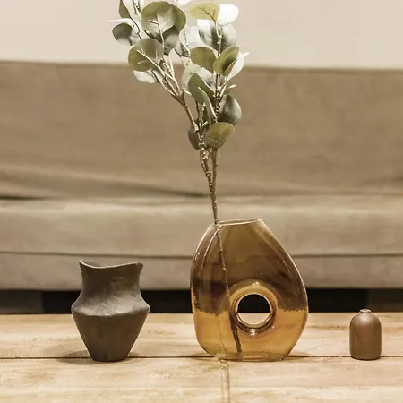 Large And Boutique 5-bedroom Apartamento