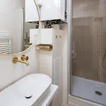 Large&central Boutique 5-bedroom * Berlin