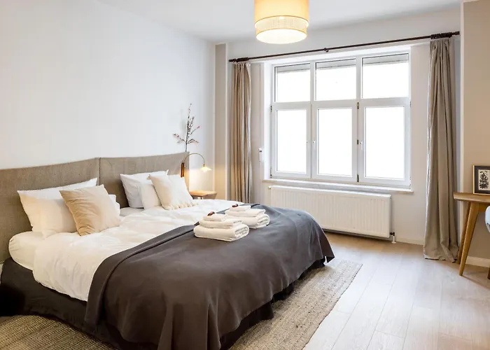 Large And Boutique 5-bedroom *